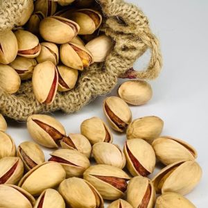 پسته احمد آقایی شور
